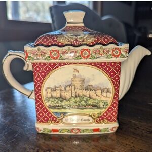 Vintage James Sadler Windsor Castle Camelot 2 Cup Teapot Red Gold Ceramic